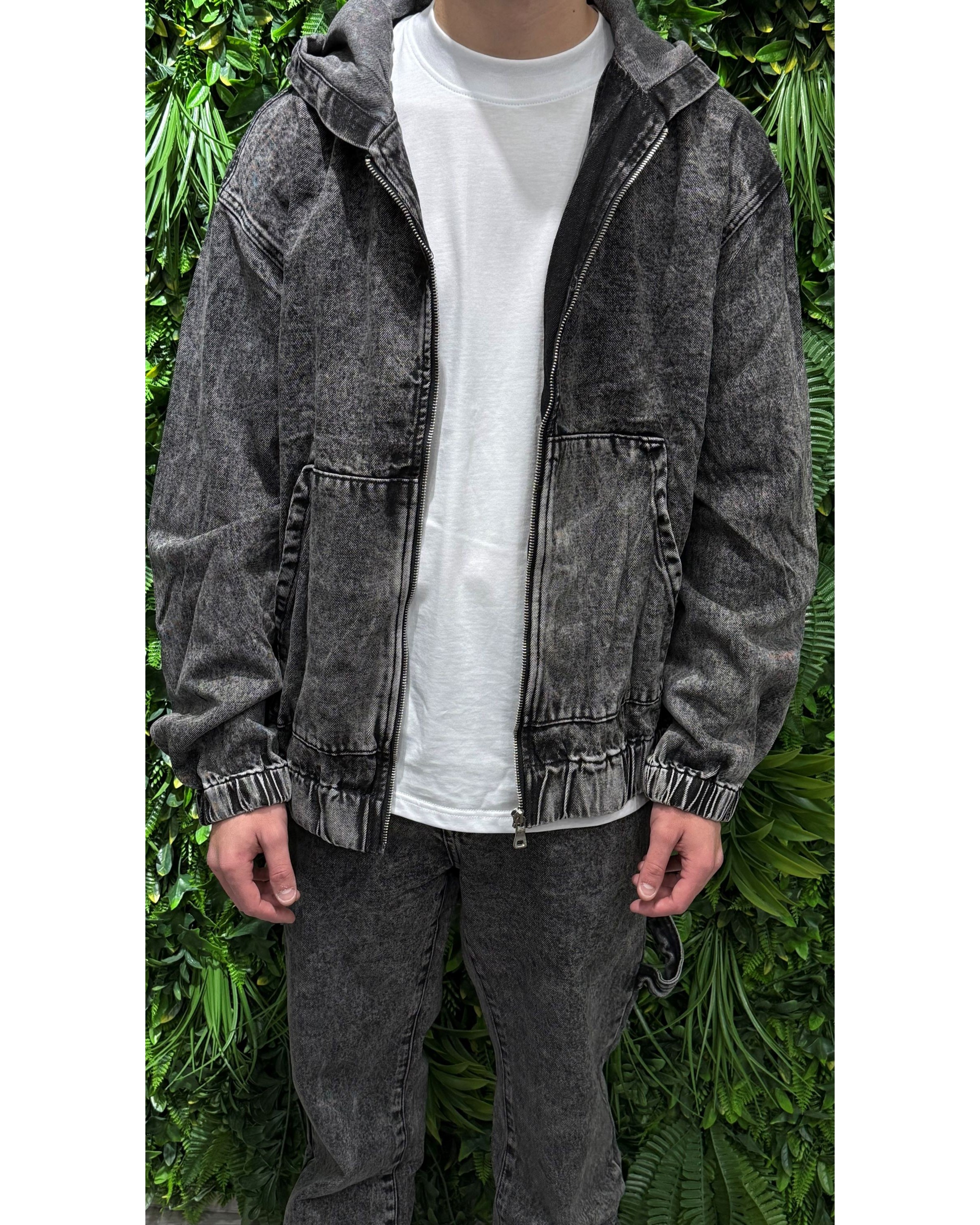 coordinato in jeans stone washed