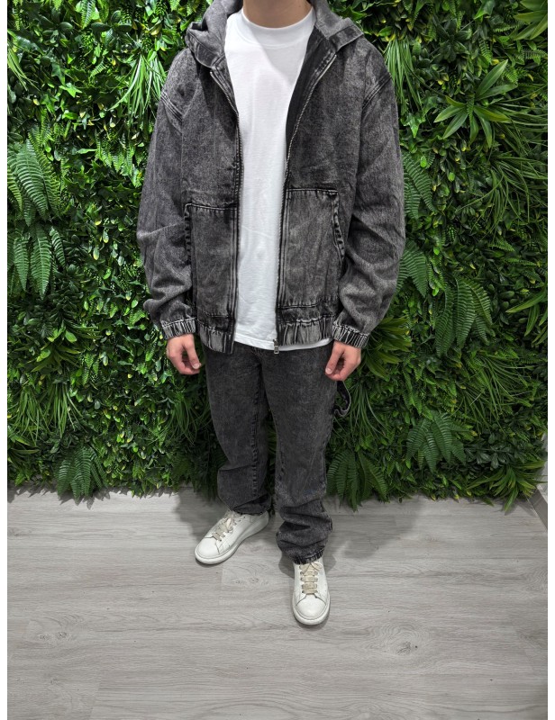 coordinato in jeans stone washed