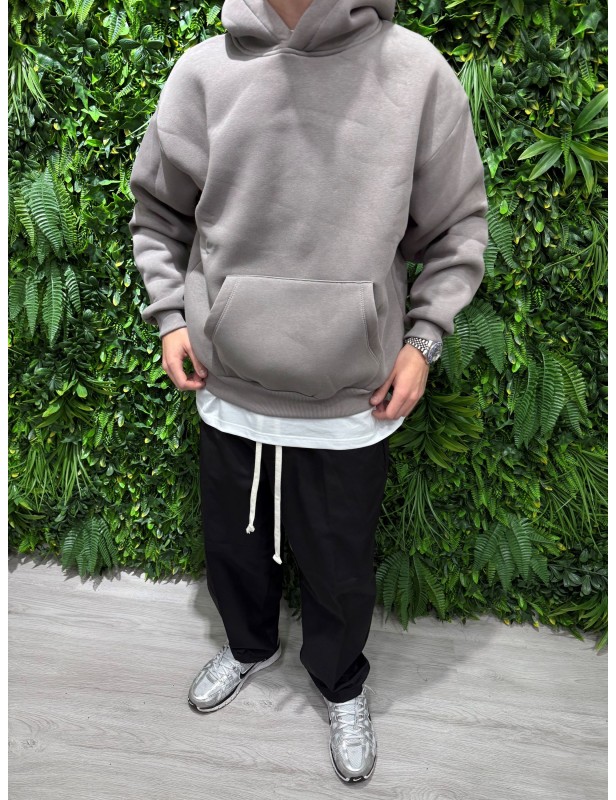 Pantalaccio over nero