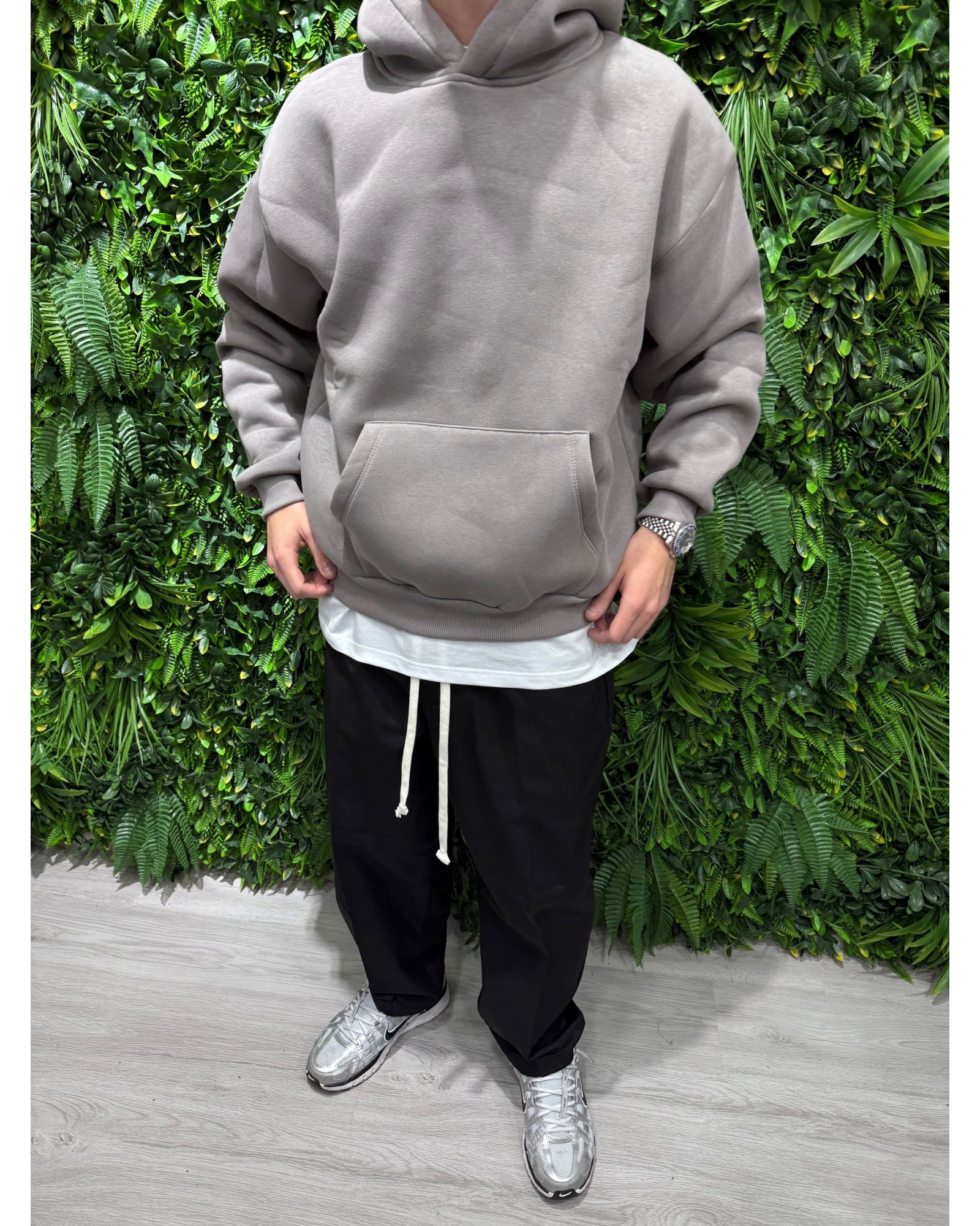 Pantalaccio over nero