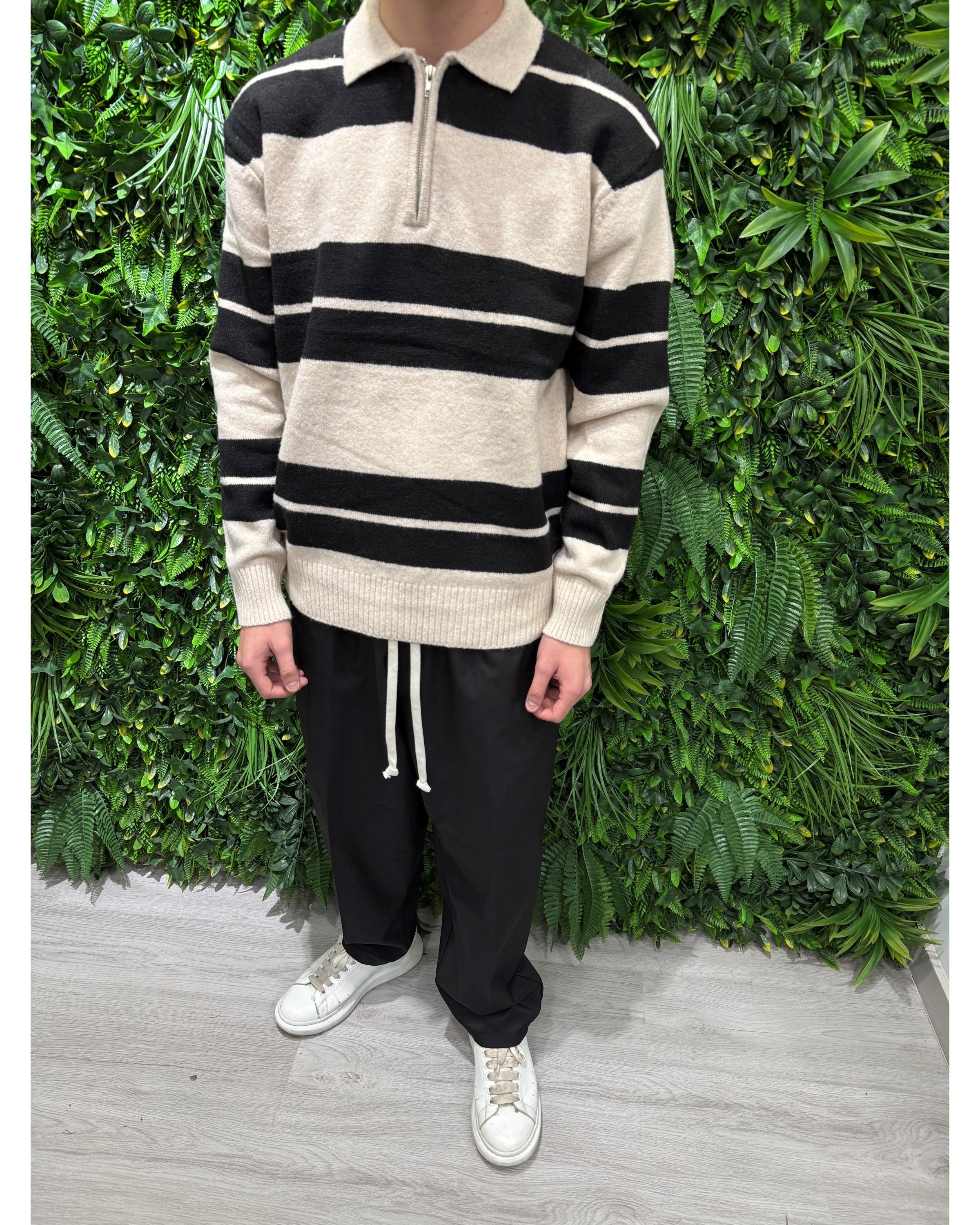 Maglione a righe beige