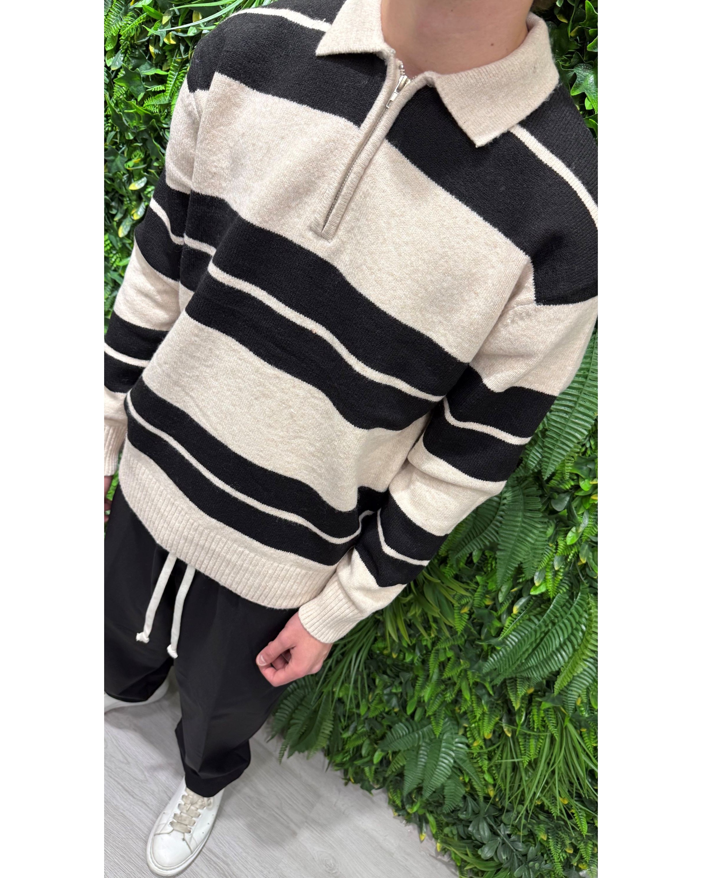 Maglione a righe beige