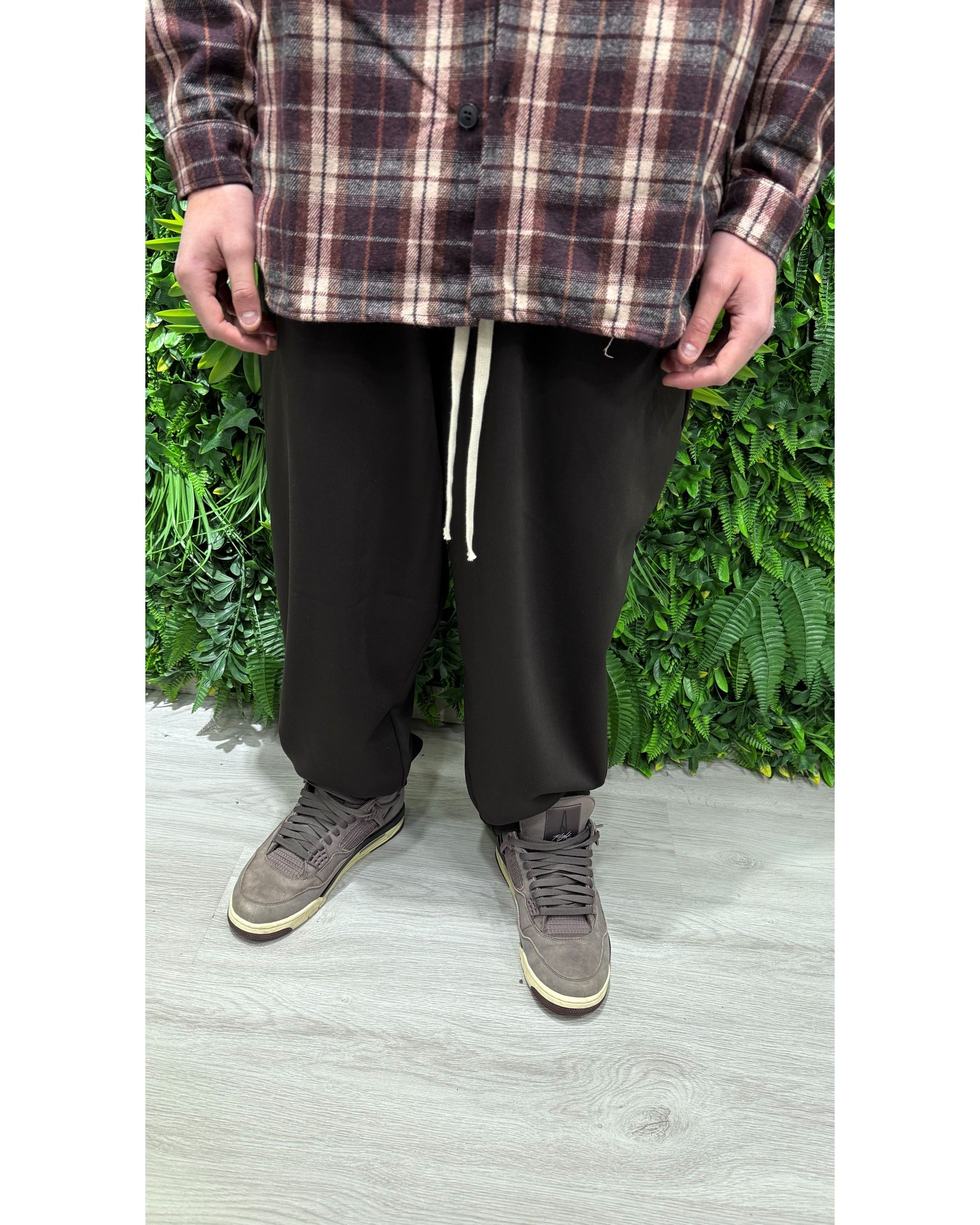 Pantalaccio elegante marrone scuro