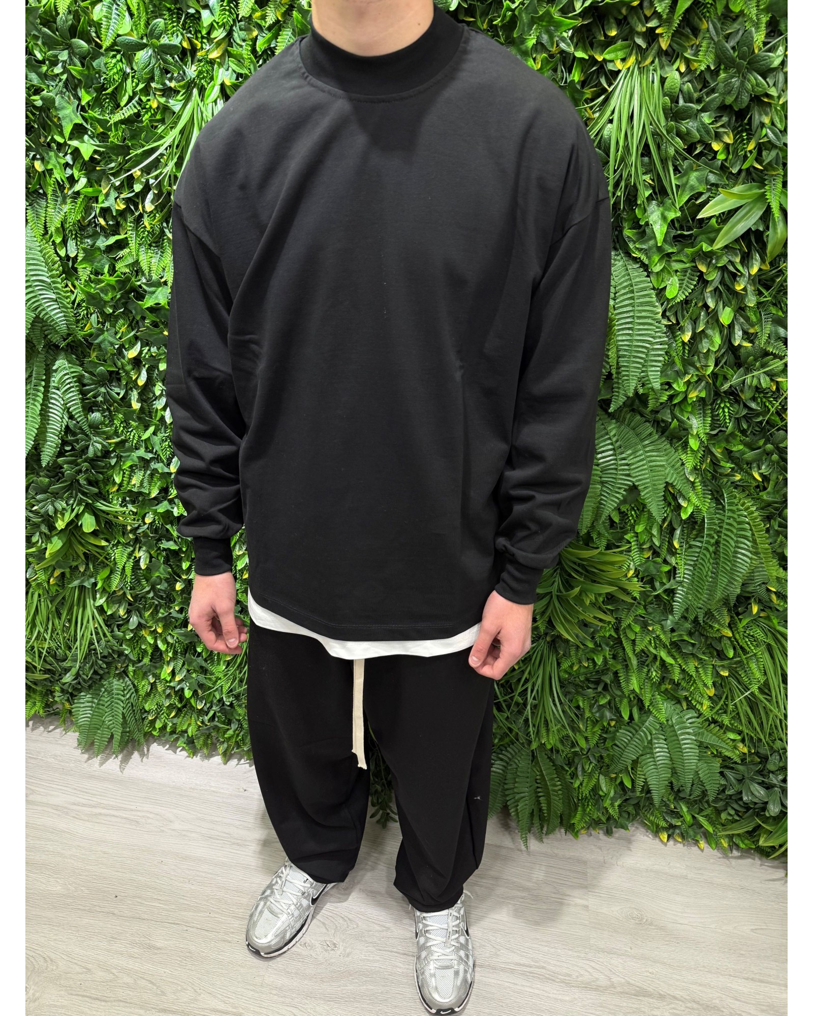 T-shirt longsleeve nera