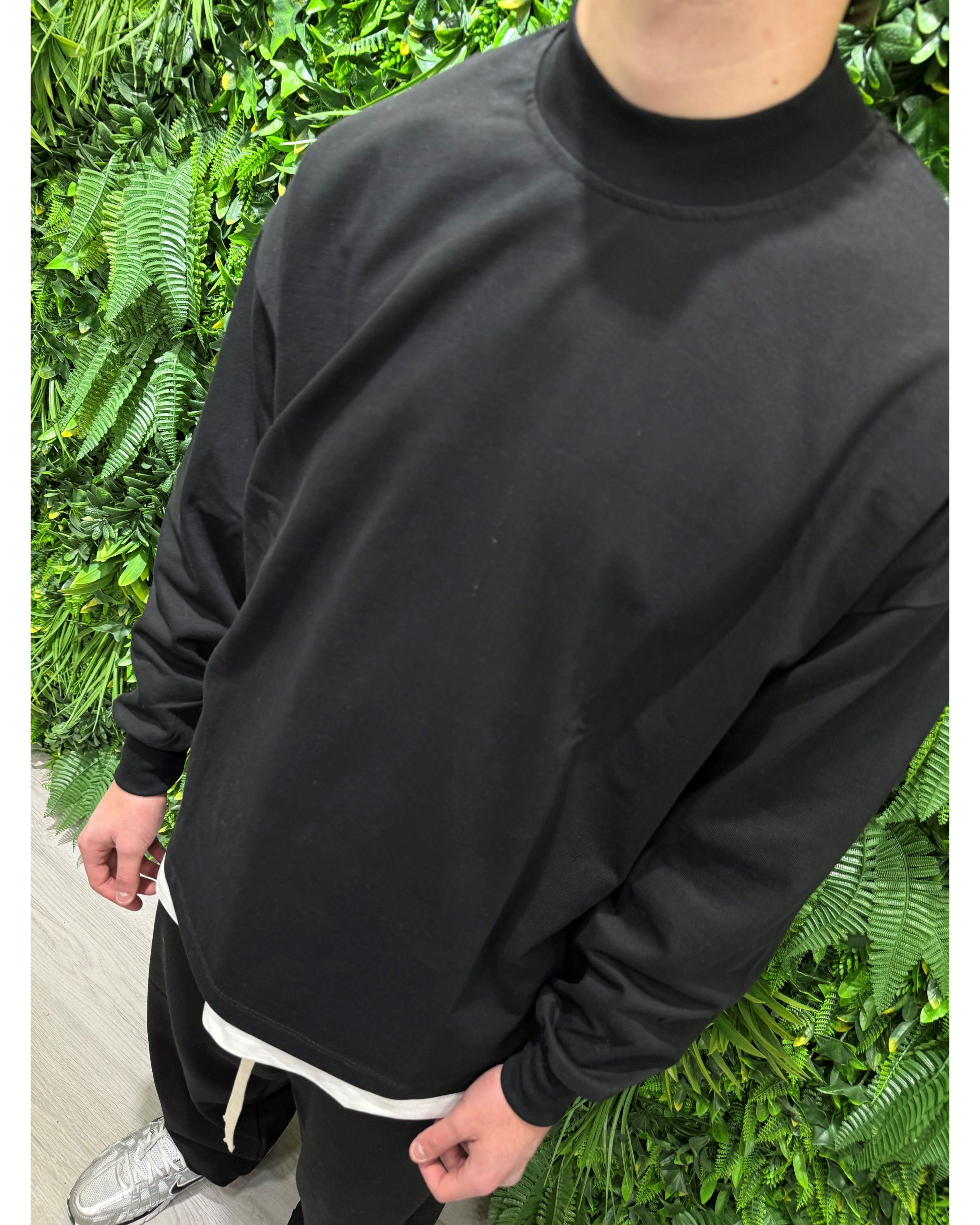 T-shirt longsleeve nera