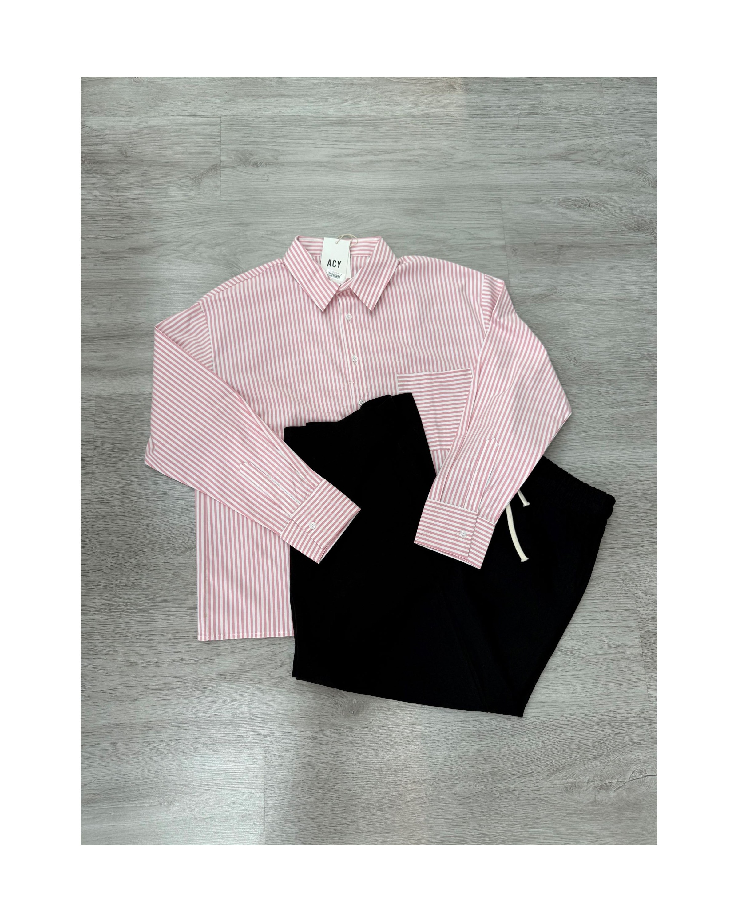 Camicia crop a righe rosa