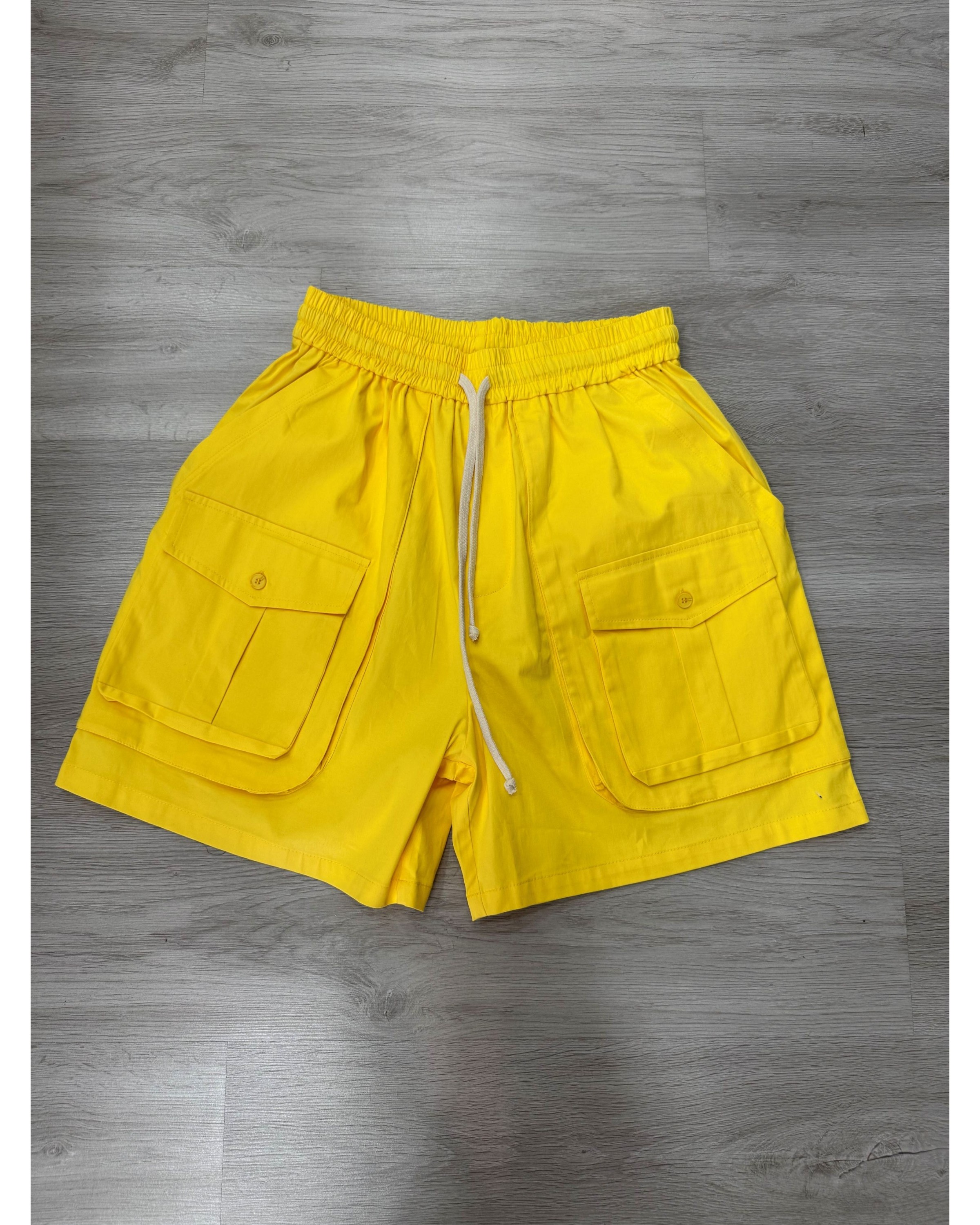 Pantaloncino giallo cargo front over