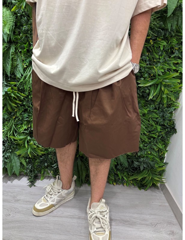 Pantaloncino taglio vivo over marrone