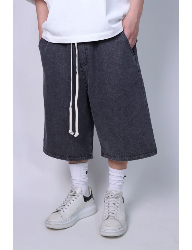 Pantaloncini in jeans slavati
